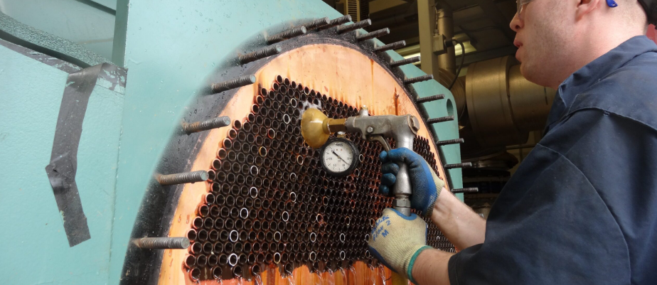 Compressor receiver tank